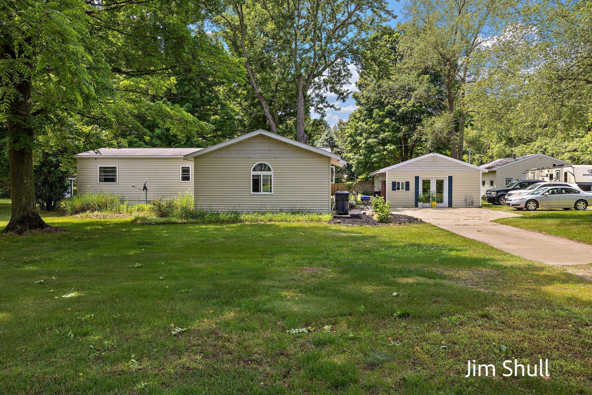 Kalamazoo, MI 49009,37920 22nd Street
