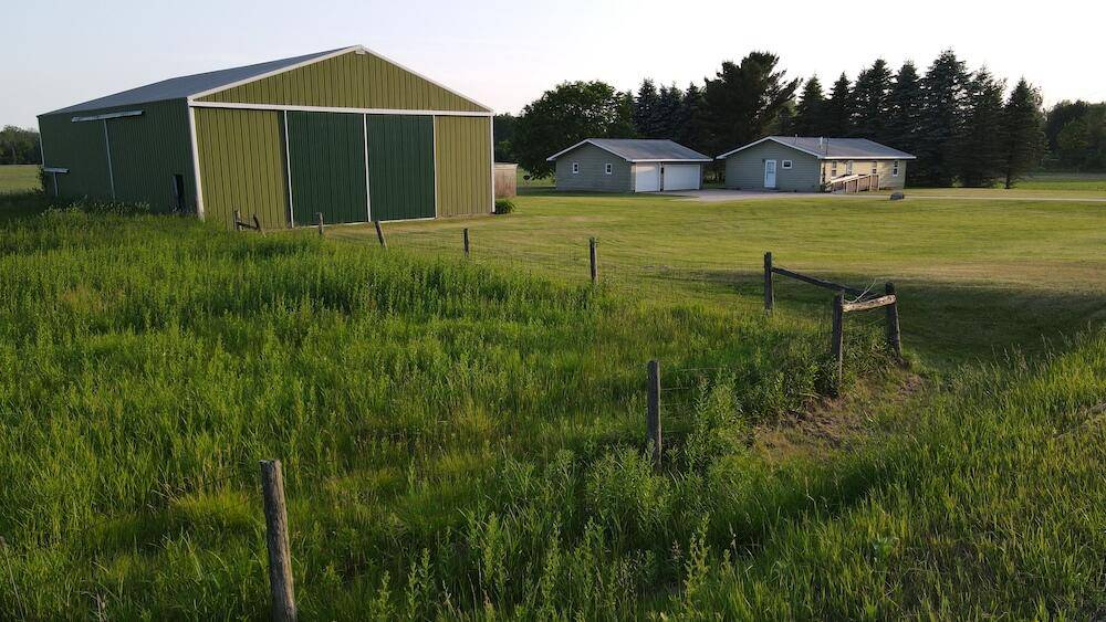 Rhodes, MI 48652,4176 Estey Road
