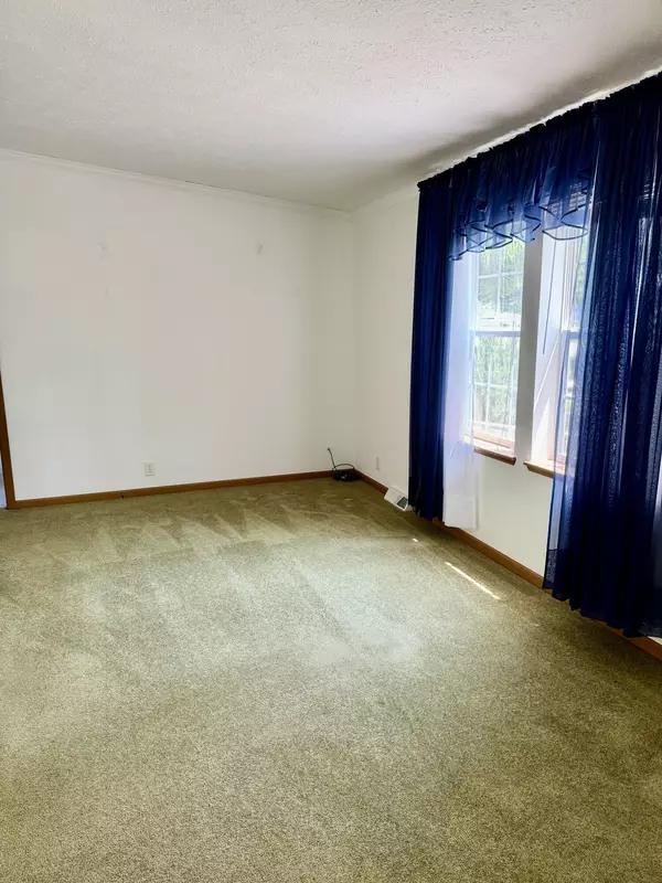 Onekama, MI 49675,8484 Zosel Street