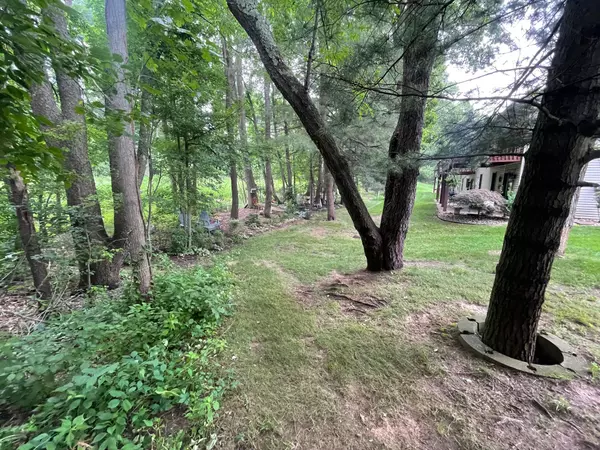 Kalamazoo, MI 49009,5753 Wood Valley Road