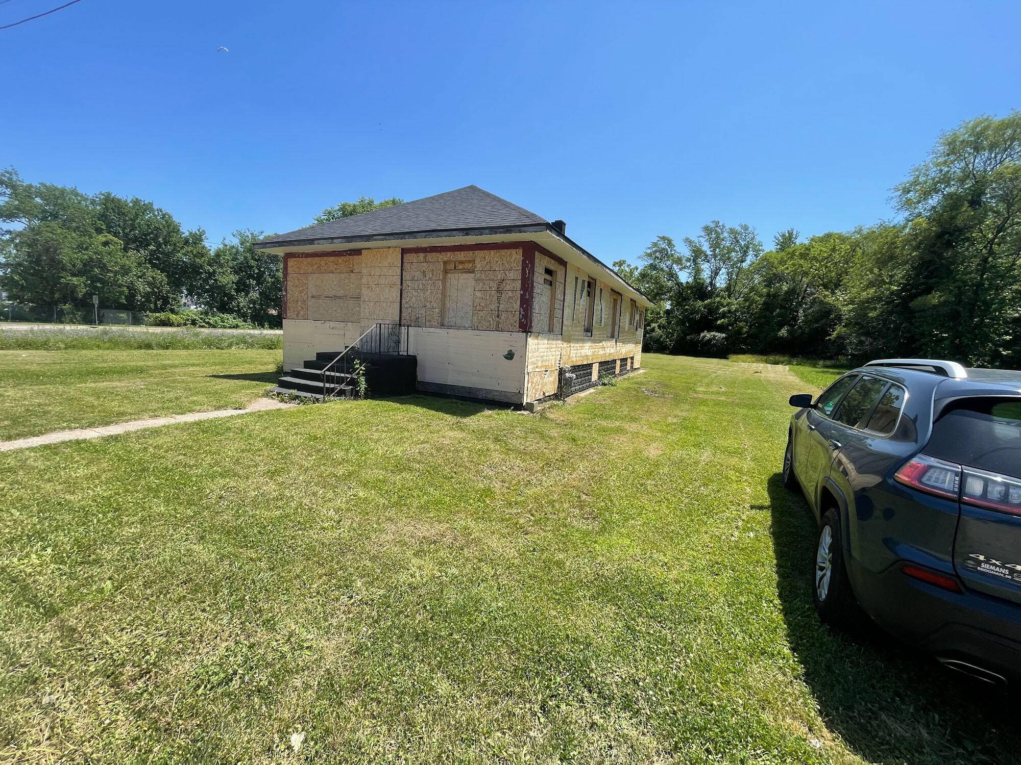 992 Highland Avenue, Benton Harbor, MI 49022