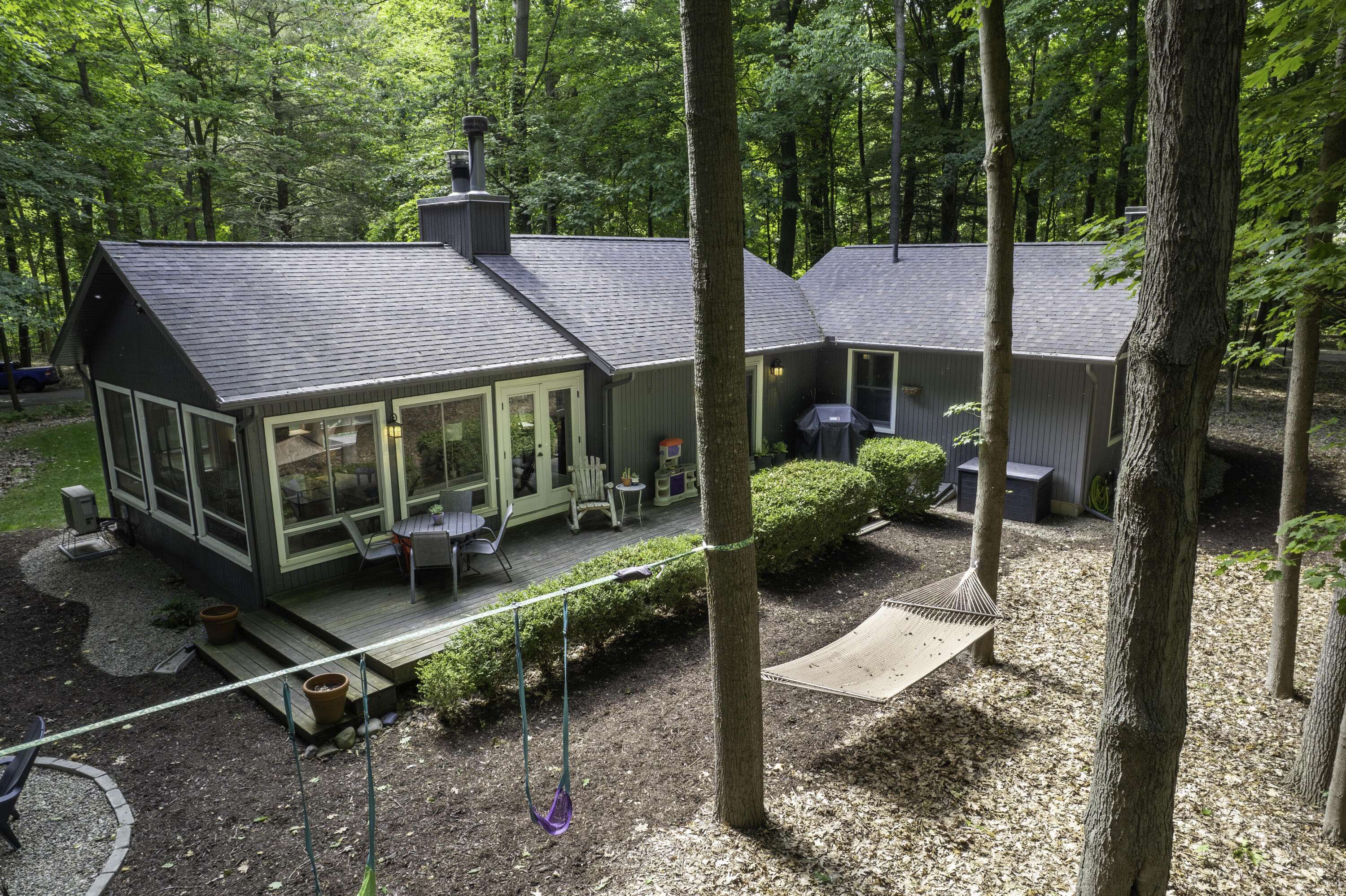 South Haven, MI 49090,1227 Beech Drive