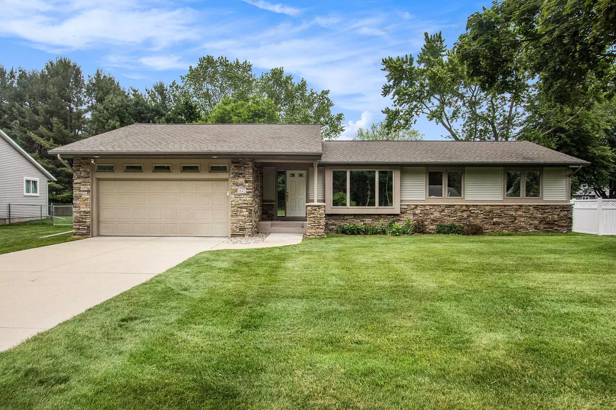 Norton Shores, MI 49441,1842 Hendrick Road