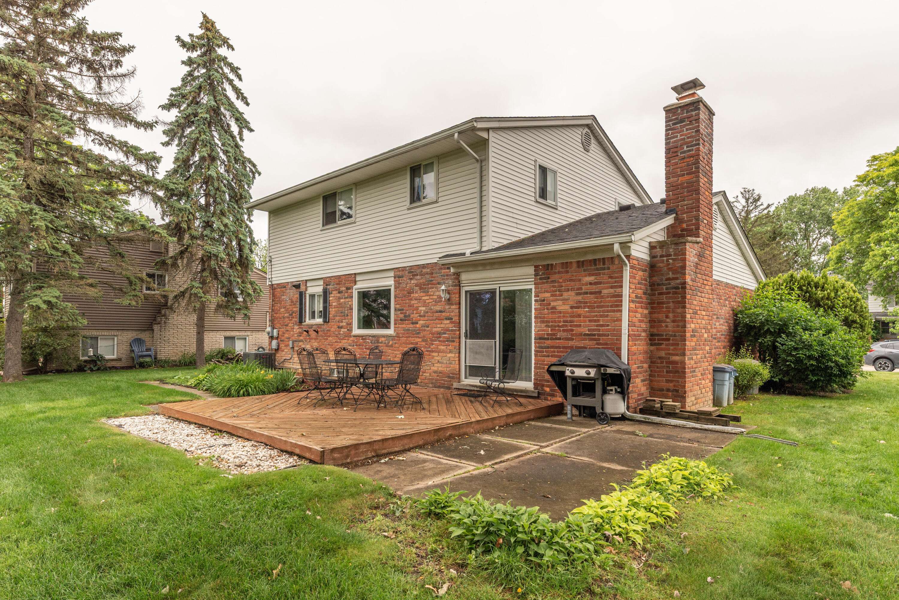 Livonia, MI 48154,36511 Sunnydale