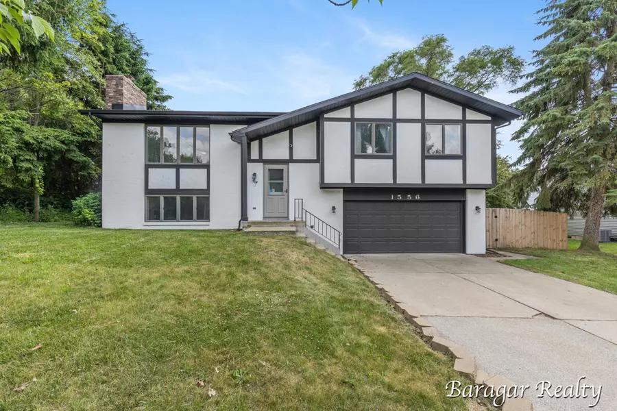 1556 Belmar SE Drive, Grand Rapids, MI 49508