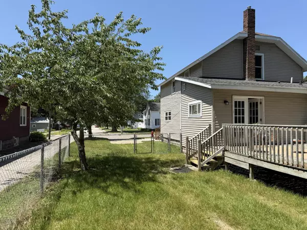 Ludington, MI 49431,202 N Staffon Street