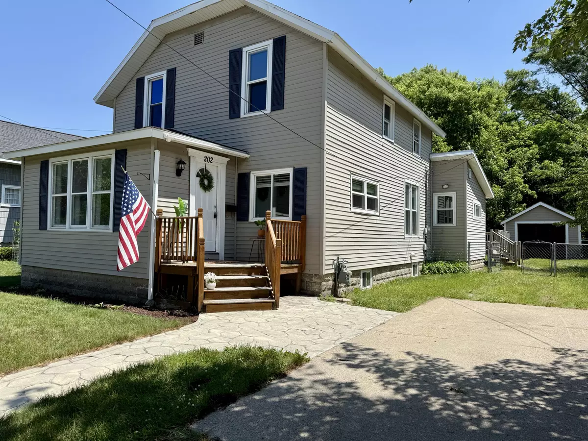 Ludington, MI 49431,202 N Staffon Street