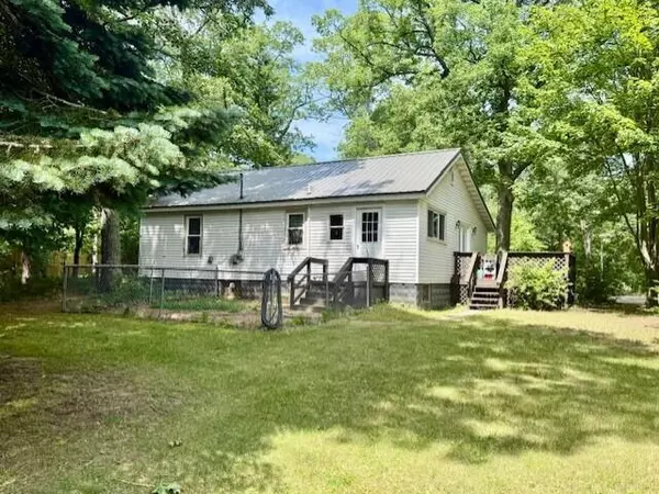 Twin Lake, MI 49457,481 W Calumet Avenue