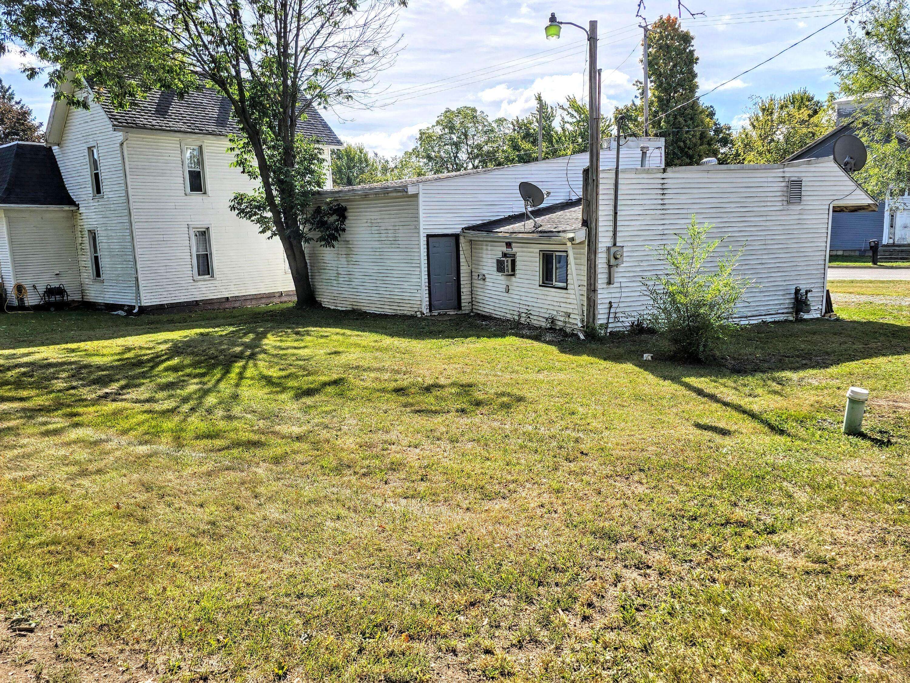 Waldron, MI 49288,209 S Main Street