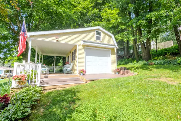 Jonesville, MI 49250,122 Pinecrest Drive