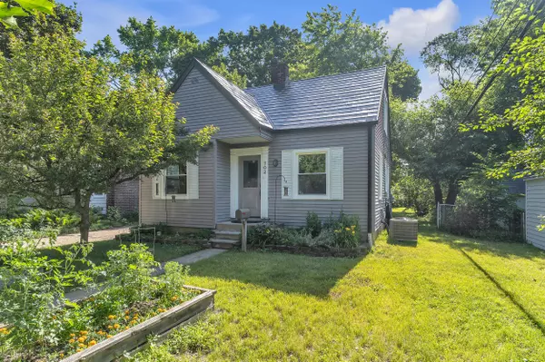 702 Hemphill Street,  Ypsilanti,  MI 48198