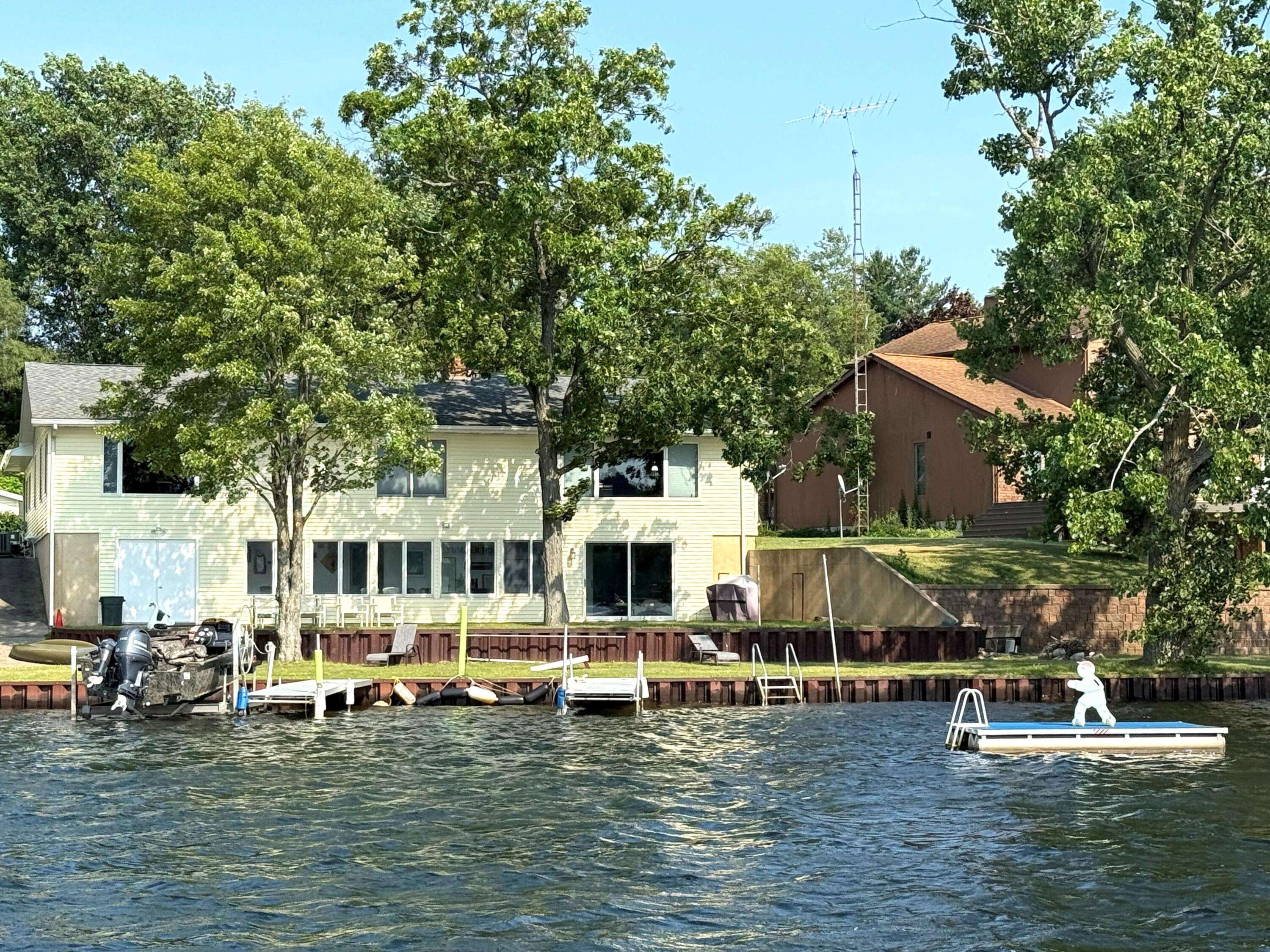 Delton, MI 49046,11232 Loon Echo Drive