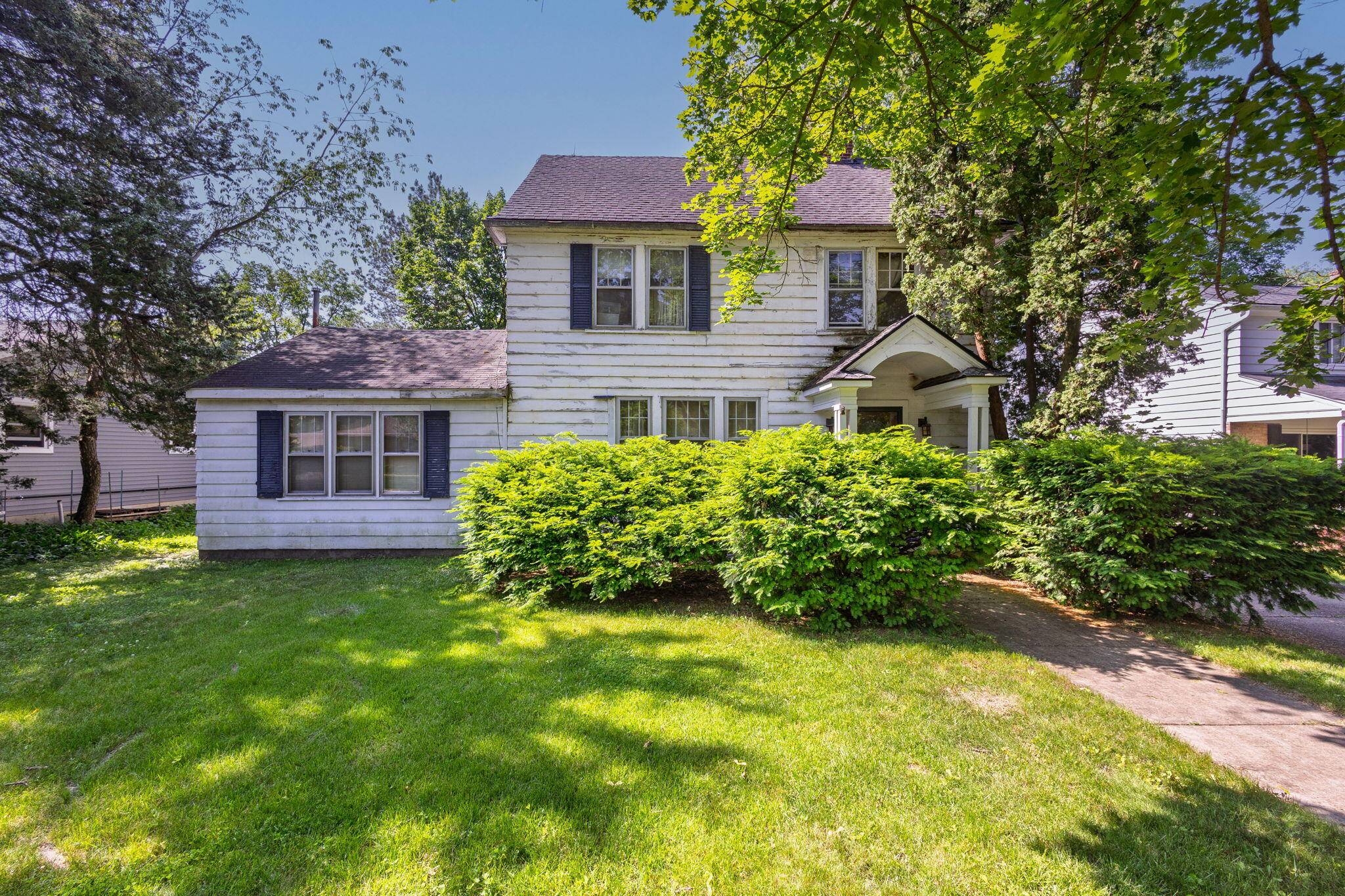 3065 Hilltop Drive, Ann Arbor, MI 48103