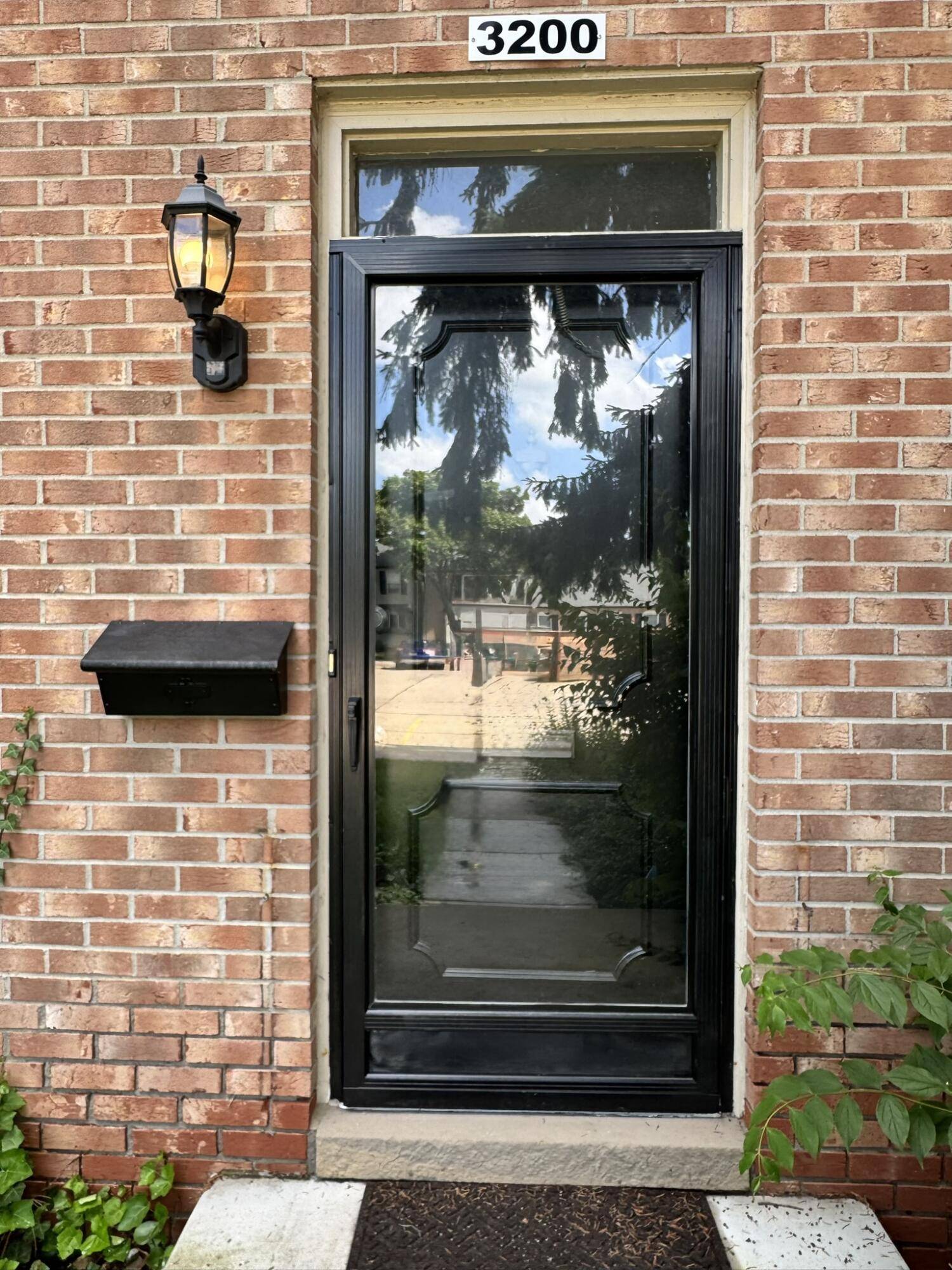 3200 Bolgos Circle, Ann Arbor, MI 48105