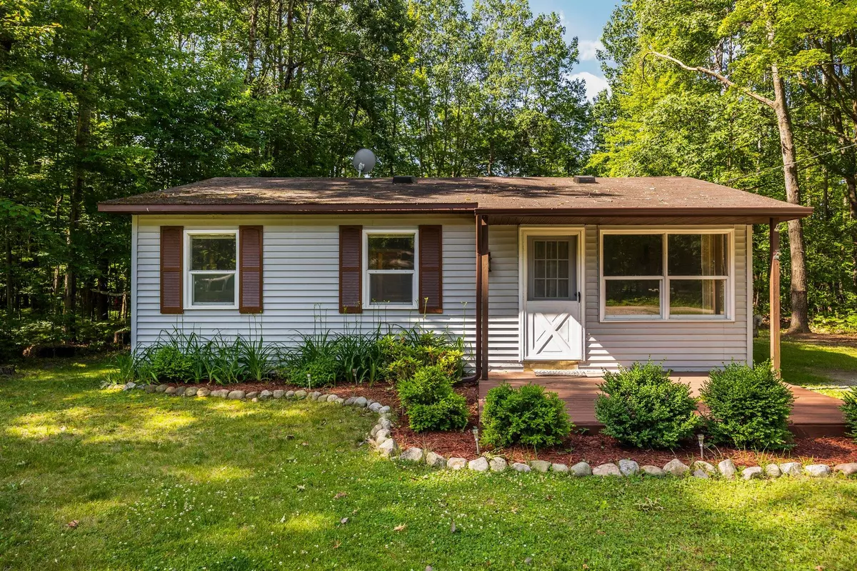 Lake, MI 48632,6353 Birchwood Drive