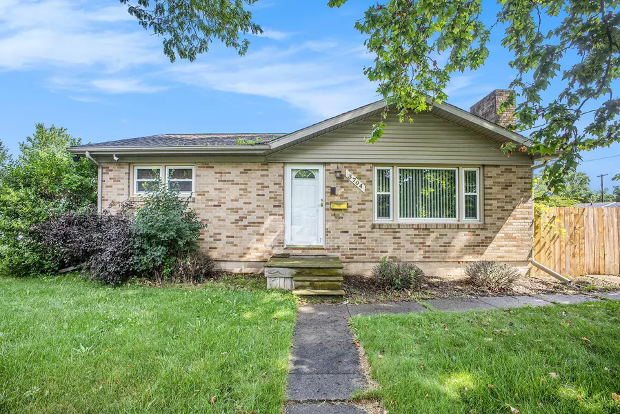 3704 Maybel Street, Lansing, MI 48911