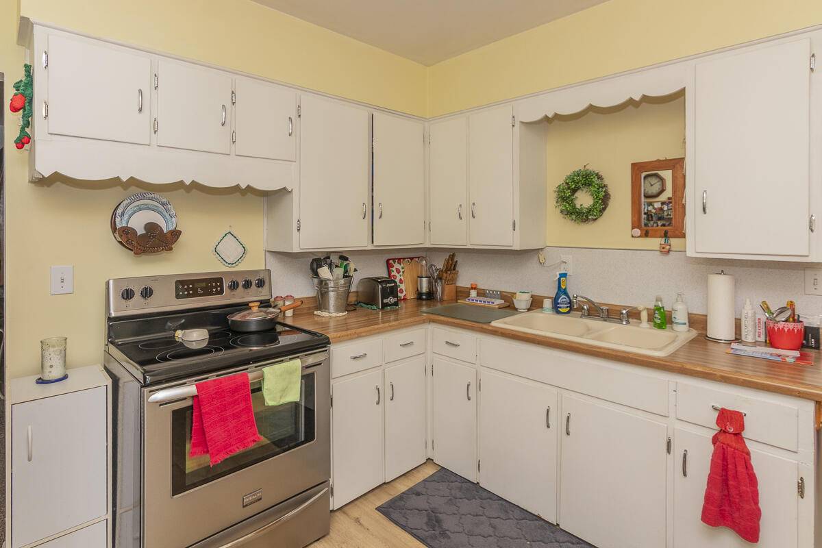 Portage, MI 49002,2211 Winters Drive