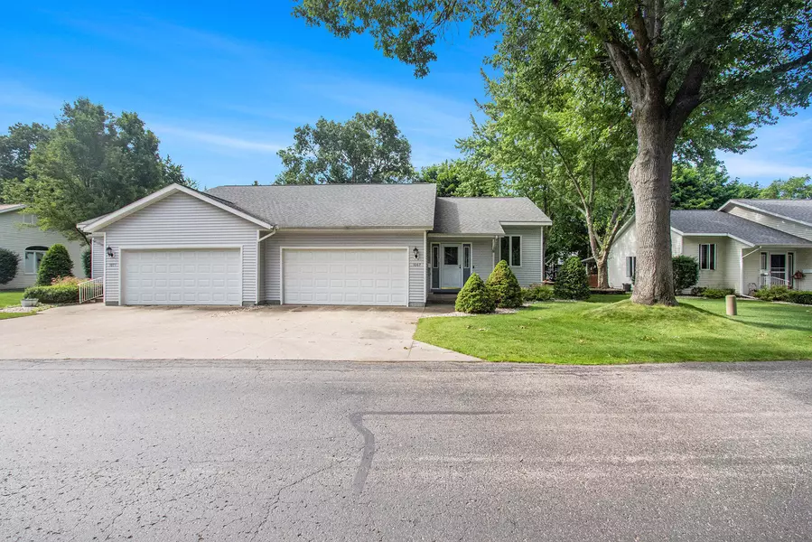 1067 Aspen Drive, Norton Shores, MI 49441