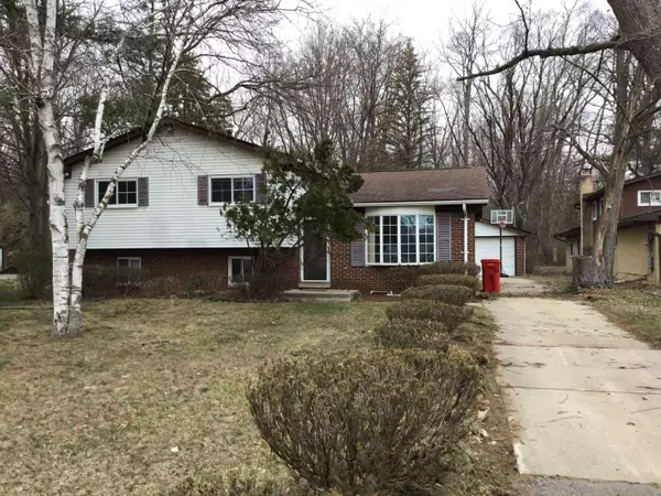 20072 Woodburn, Southfield, MI 48075