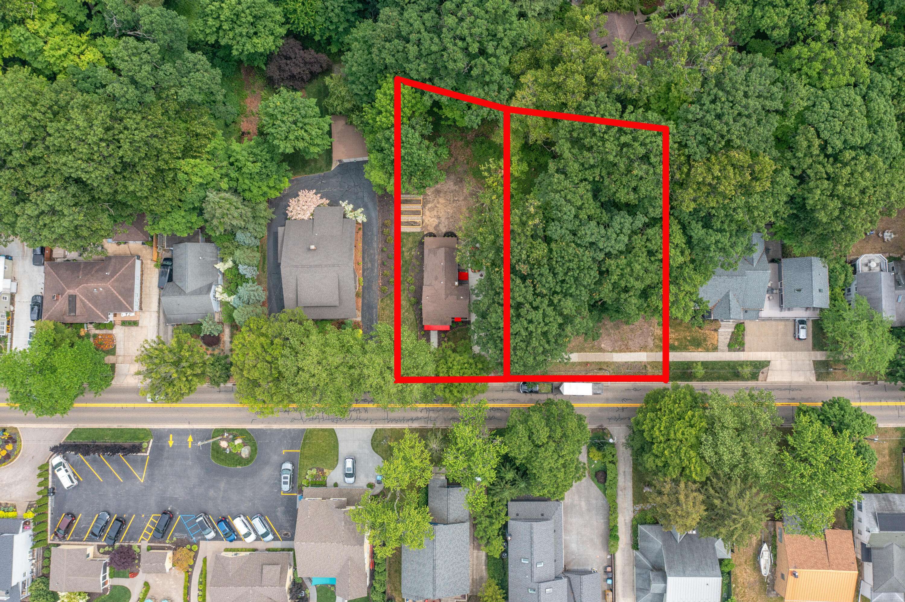 Saugatuck, MI 49453,678 Lake Street