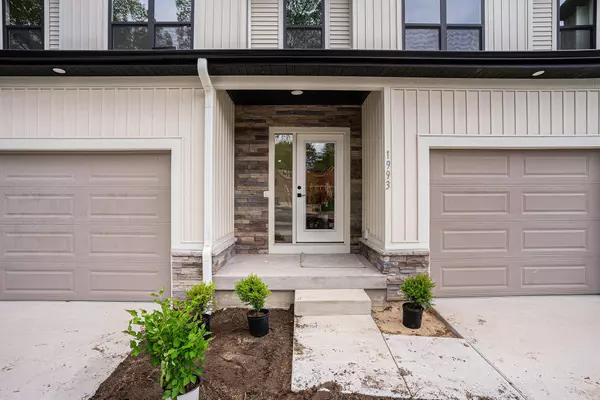 Holland, MI 49423,1979 N Shorewood Lane #7