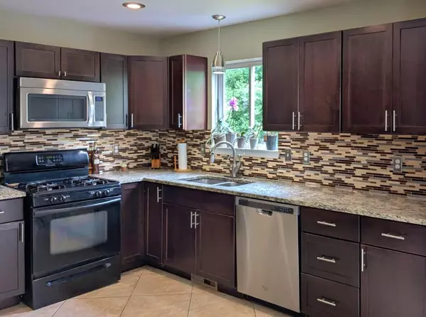 Ypsilanti, MI 48197,6766 Poplar Drive
