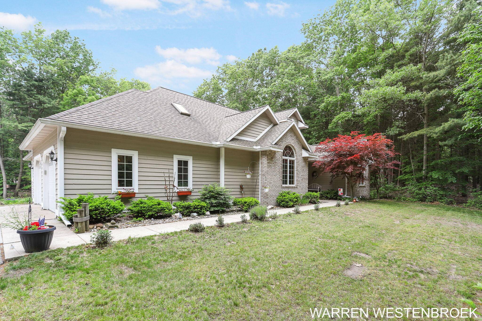 Grand Haven, MI 49417,17462 Pine Bluff Court