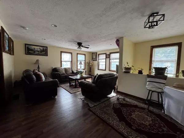 Bronson, MI 49028,313 N Matteson Street