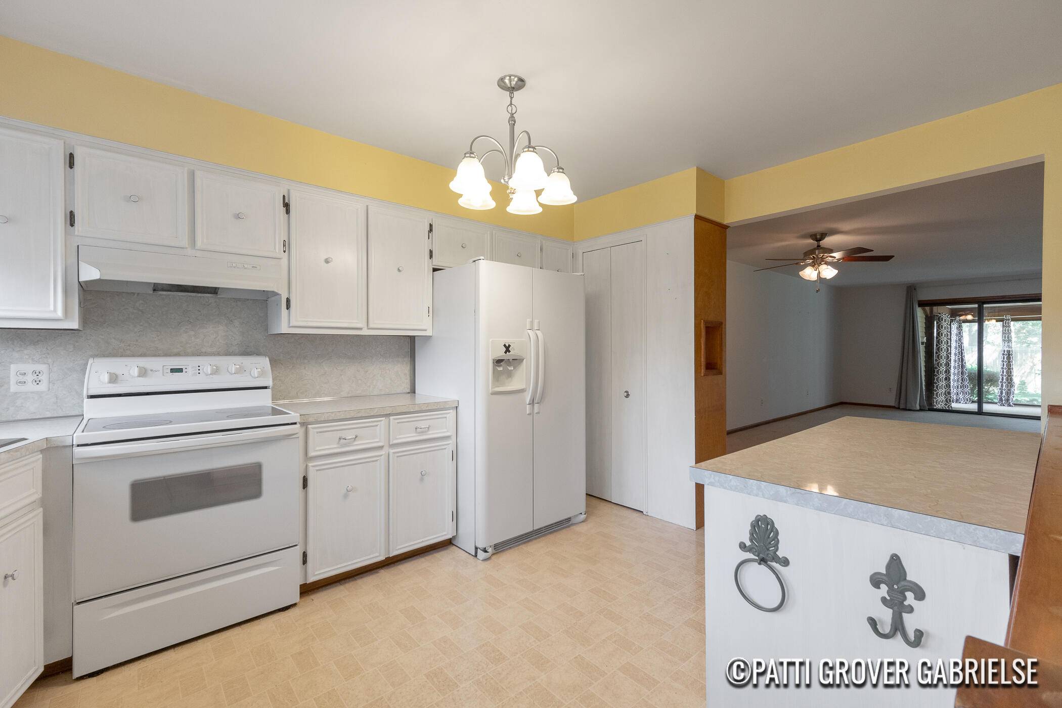 Jenison, MI 49428,7498 Pinegrove Drive