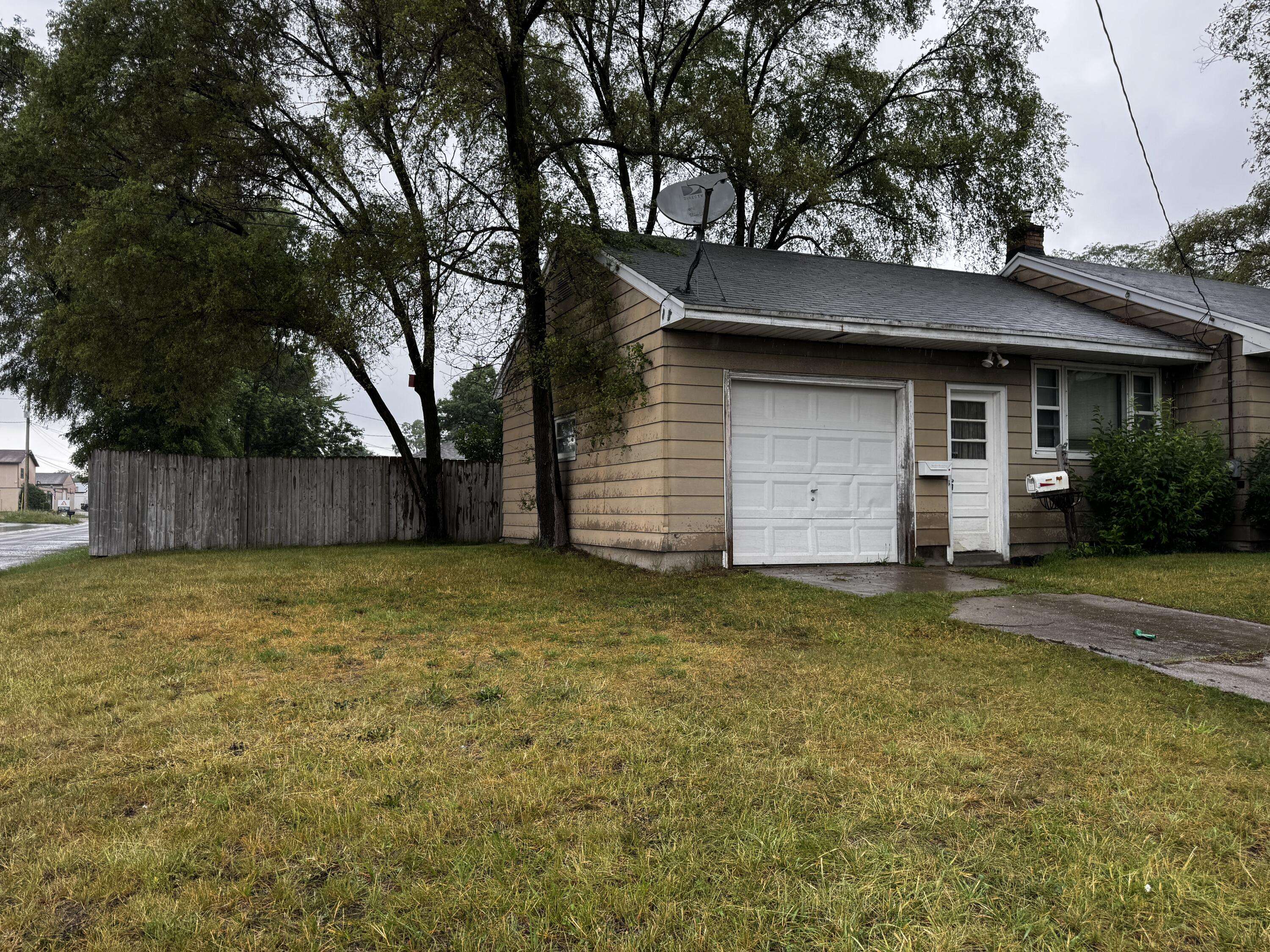 Wyoming, MI 49548,261 32nd SW Street