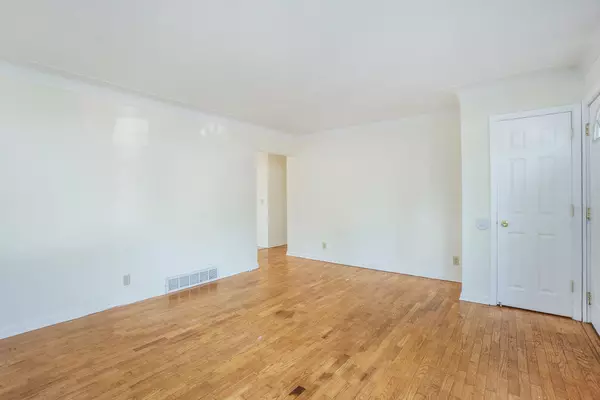 Kalamazoo, MI 49006,1315 Sutherland Avenue