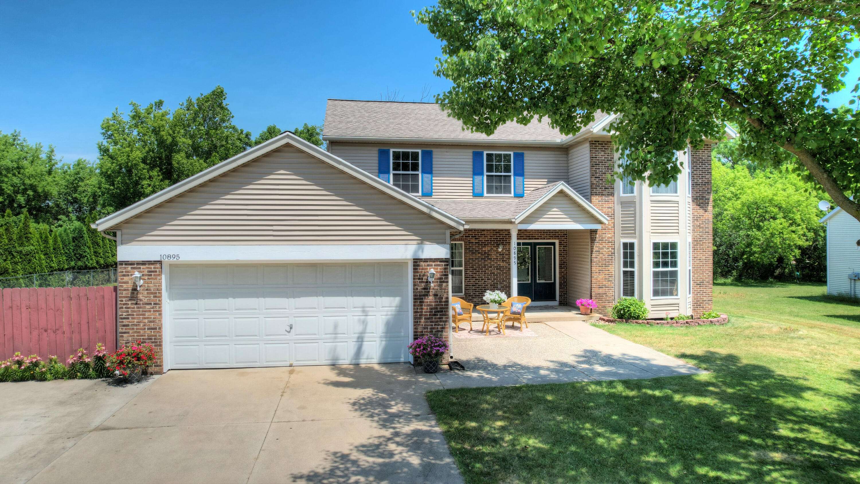 Zeeland, MI 49464,10895 Riley Street