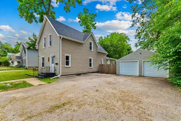 749 W High Street, Jackson, MI 49203