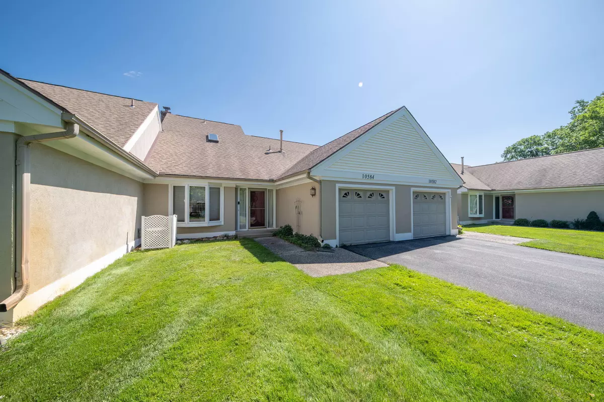 Canadian Lakes, MI 49346,10584 Trapper Lane