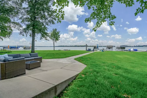 Portage, MI 49002,9230 E Shore Drive
