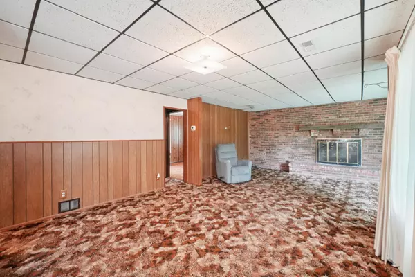 Whitmore Lake, MI 48189,10416 Lakeview Drive