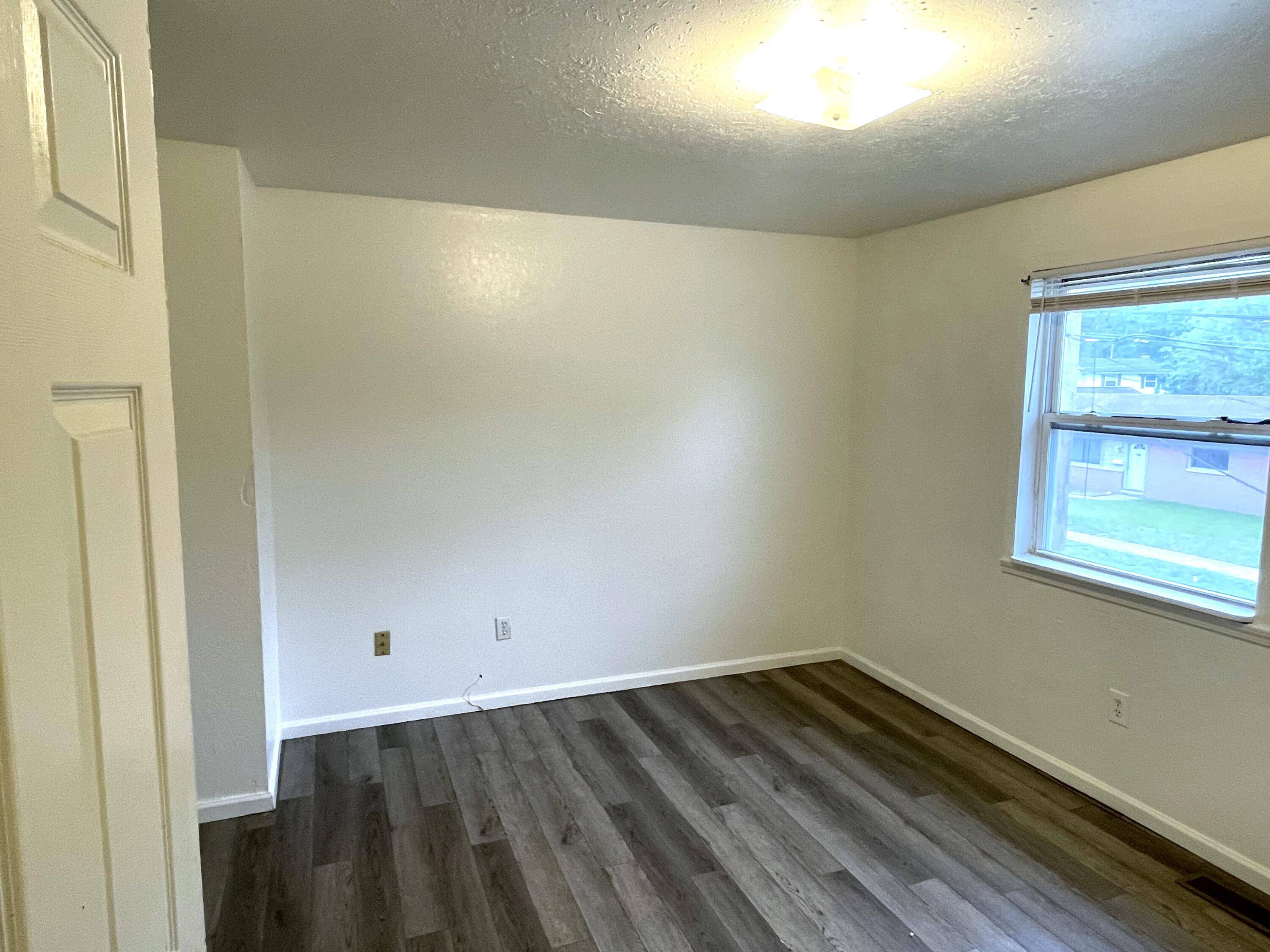 Westland, MI 48186,2017 Eastport Street
