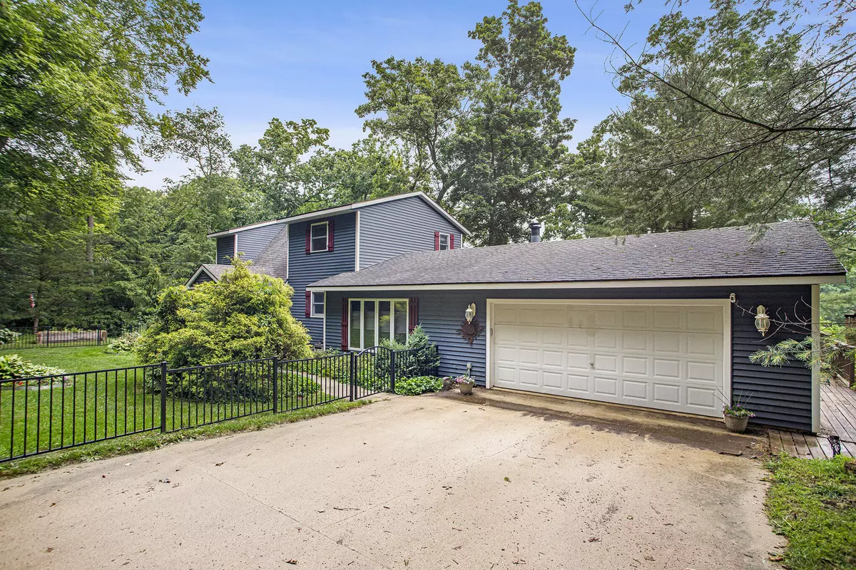 Shelbyville, MI 49344,5715 Fawn Lake Drive