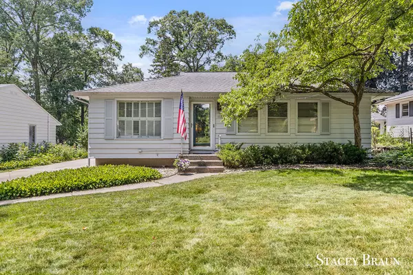 1843 Diamond NE Avenue, Grand Rapids, MI 49505