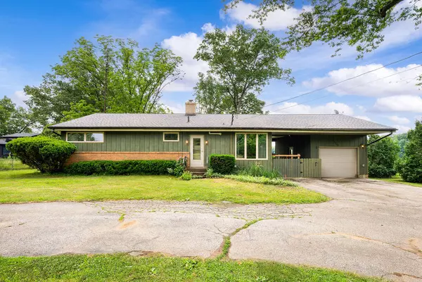 10353 S Chapin Lane, Berrien Springs, MI 49103