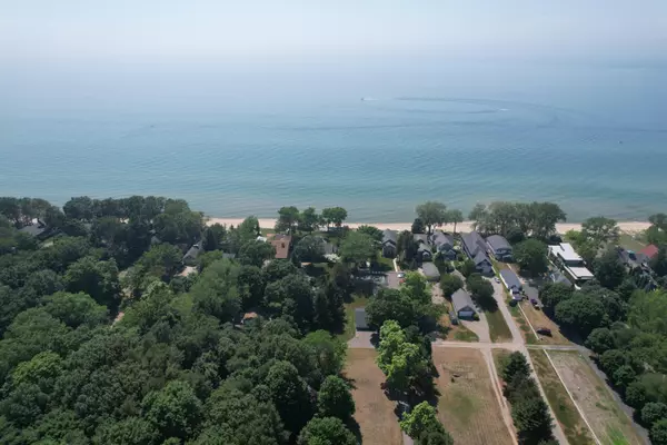 Holland, MI 49424,Unit 6 N Lakeshore Drive
