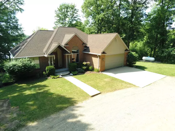 Jonesville, MI 49250,1515 E Litchfield Road