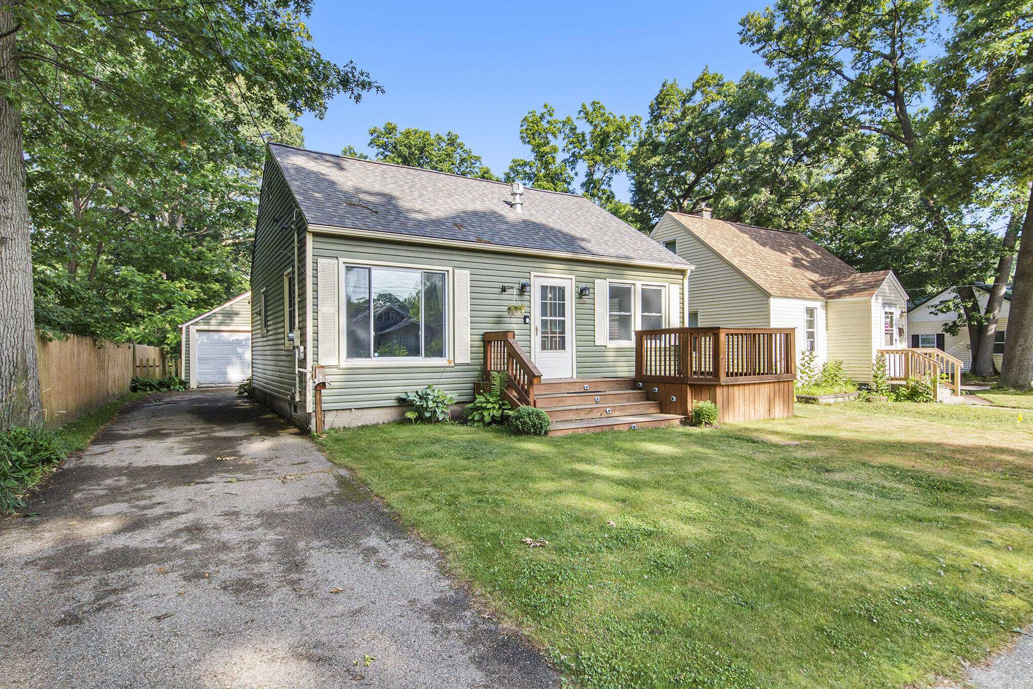 Grand Rapids, MI 49548,5111 Cisne SW Avenue