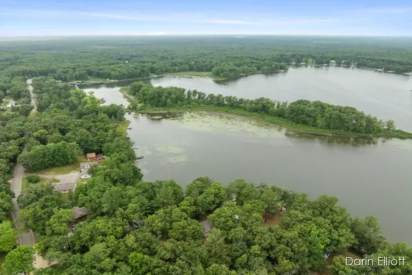 Newaygo, MI 49337,7985 Island View Drive