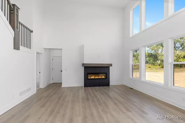 Alto, MI 49302,9520 Alaska SE Avenue