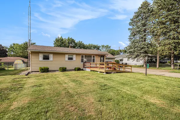 St. Joseph, MI 49085,981 Vinewood Drive