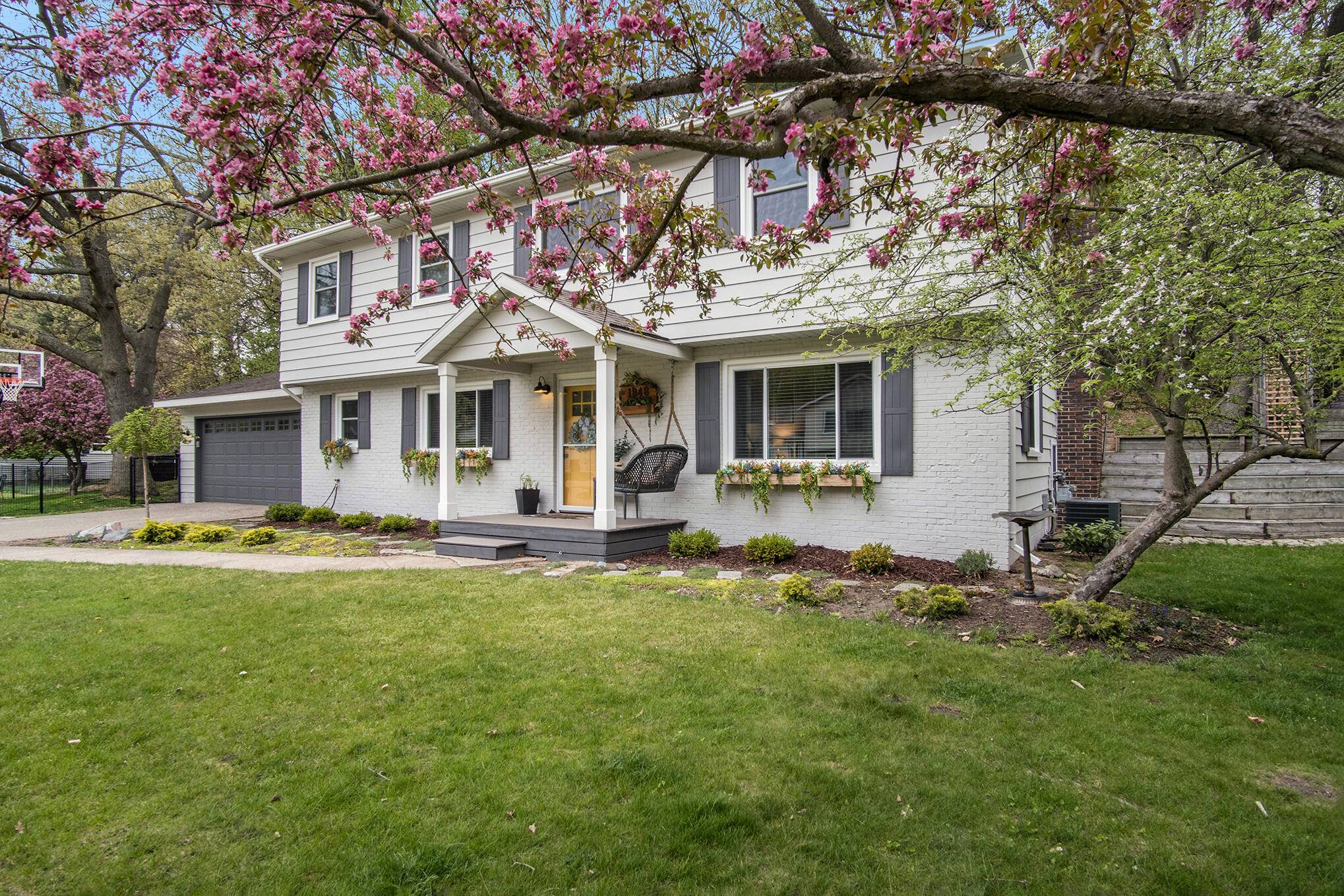 1848 Forest Park Road, Norton Shores, MI 49441
