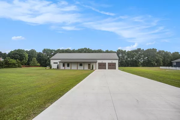 Three Rivers, MI 49093,17756 Brad Lane