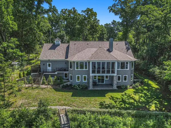Three Rivers, MI 49093,58604 E Clear Lake Road