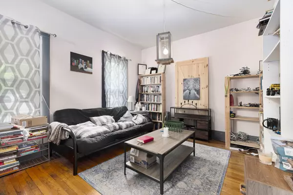 Grand Rapids, MI 49505,1607 Center NE Avenue